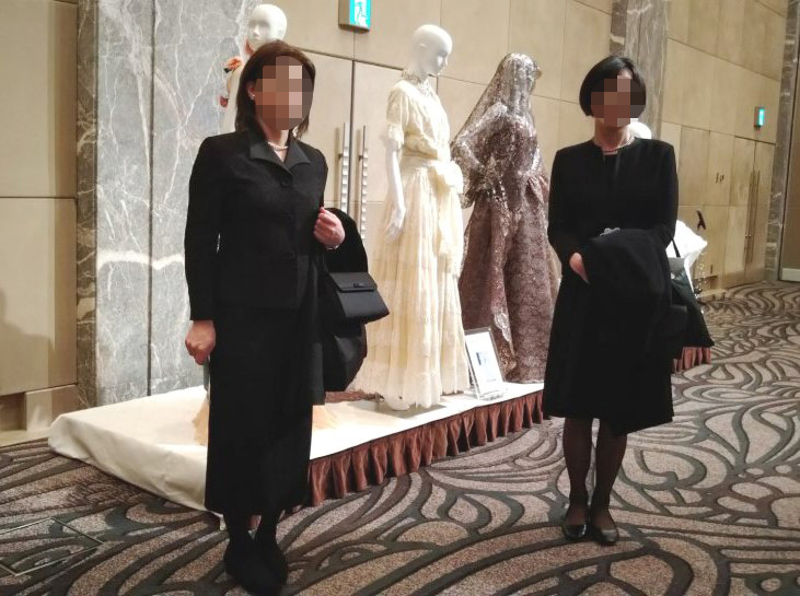 【実践】お別れの会にブラックフォーマル女装でお出掛け フォーマル女装十和子の挑戦 